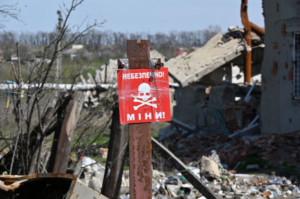 Ukraine urges international support in landmine clearance efforts at annual Swiss conference