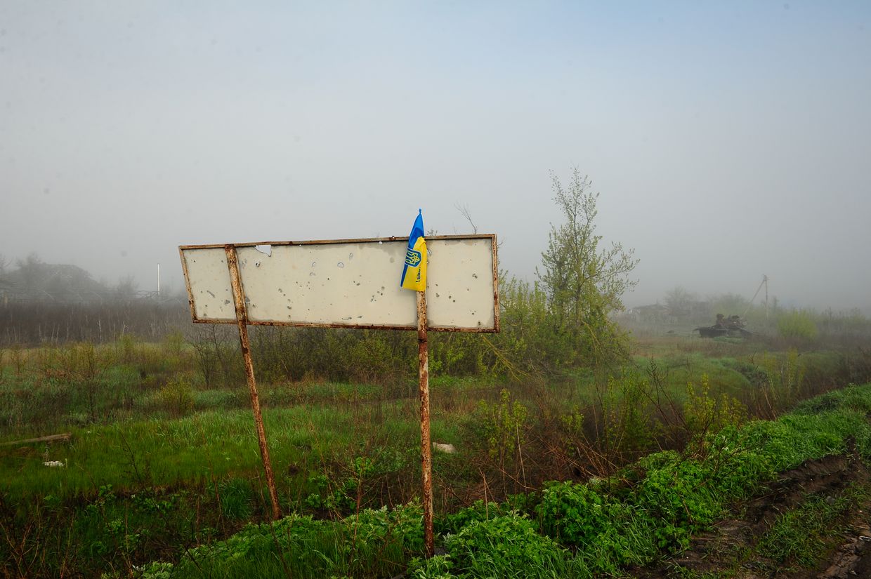 Video shows Russian forces executing unarmed, wounded Ukrainian soldier, Kyiv says