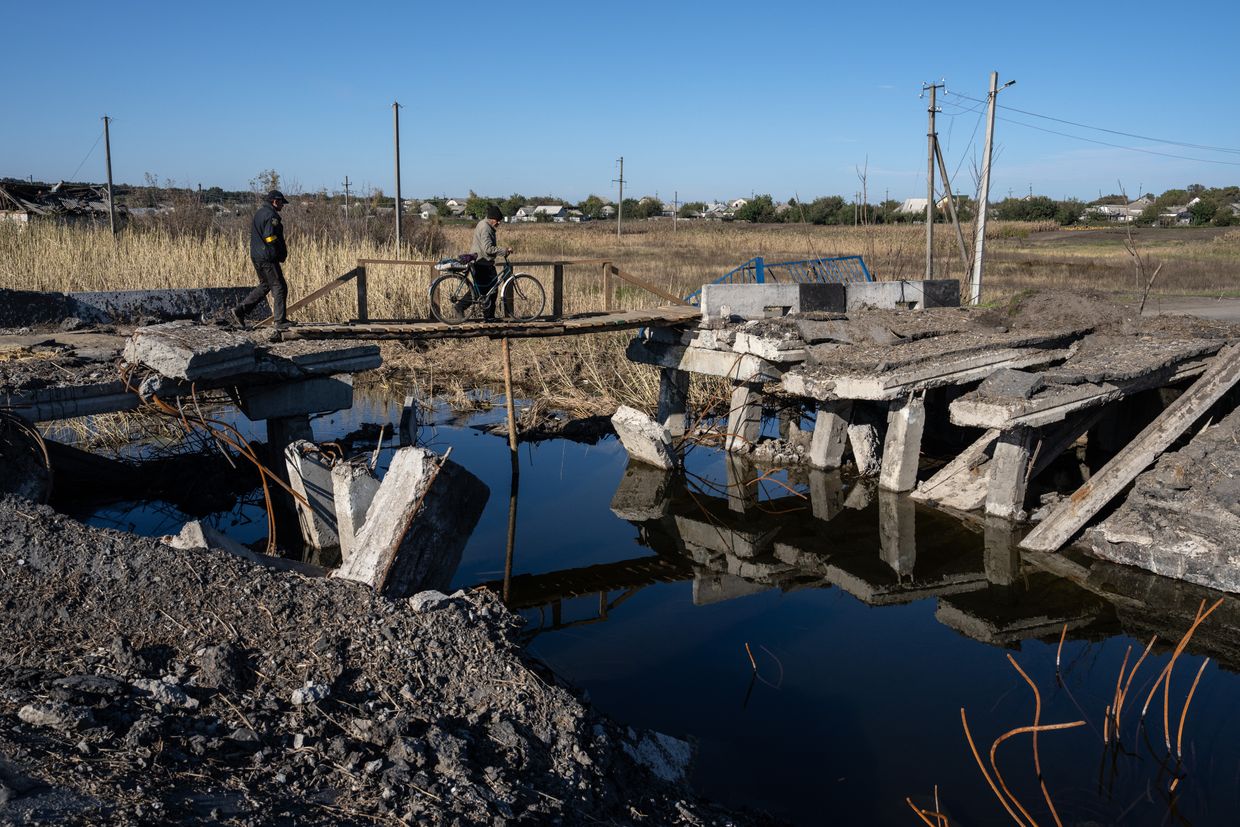 Ukraine's 3rd Brigade says it cleared out Kharkiv Oblast village, took ex-convict POWs