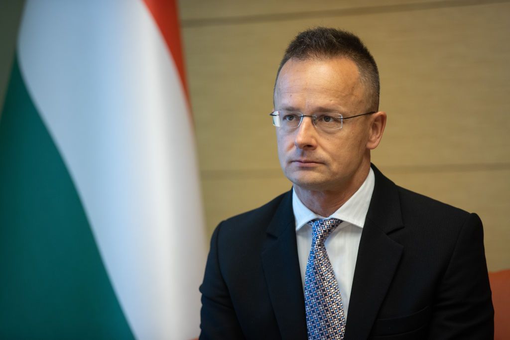 Hungary's FM condemns Ukraine’s bill to suspend Russian energy transit, says his country will block Kyiv's EU accession